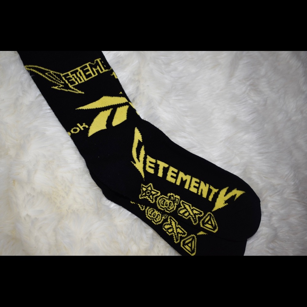 🖤💛Reebok Metal x Vetements Socks 🖤💛